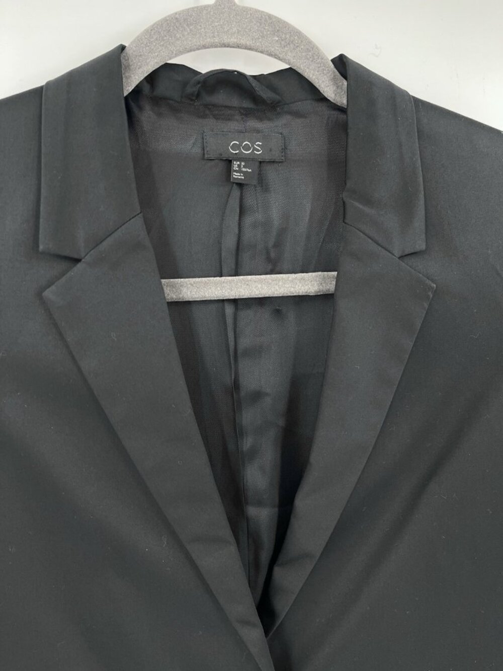 COS Women's Black Sleek Notch Neck Tuxedo Tail Single Button Career Blazer US 2 - Picture 2 of 7